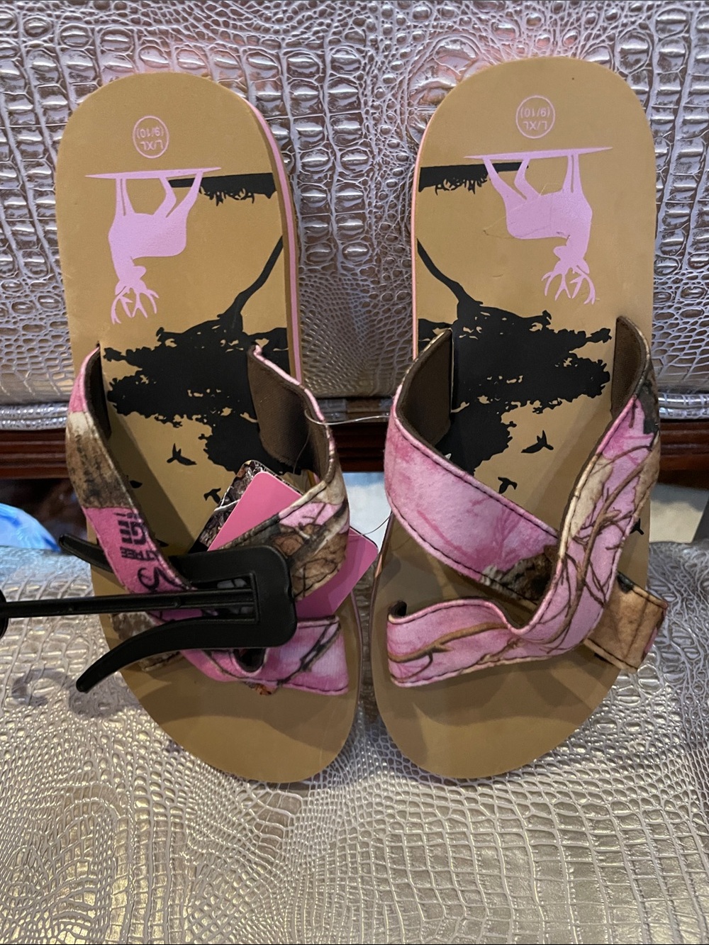 REALTREE Women's Pink Camo Slide Sandals